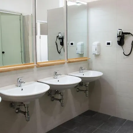 Scout Center Hostal Roma