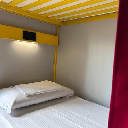 Hostal Scout Center