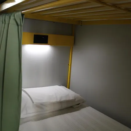 Scout Center Hostal Roma