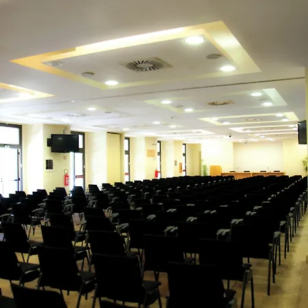 Scout Center * Rom