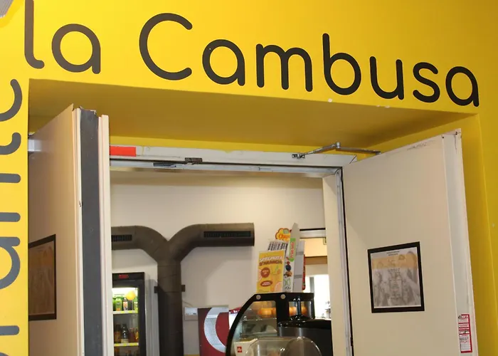 罗马斯科特中心酒店 旅馆 *