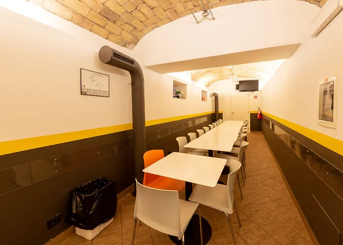 罗马斯科特中心酒店 旅馆 *