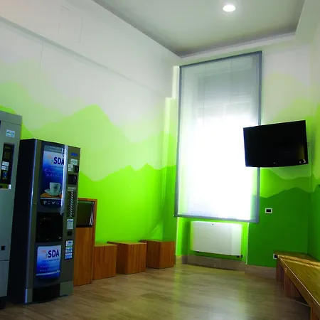 ホステル スカウト センター ローマ