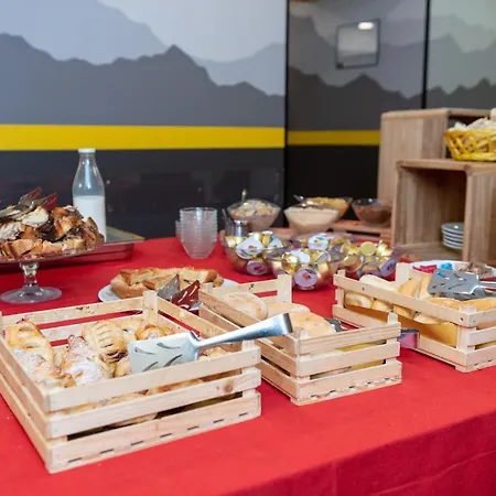 ホステル スカウト センター *